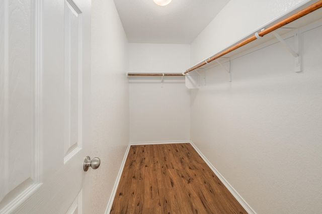 317 Bedford Falls LN, Jarrell, TX 76537