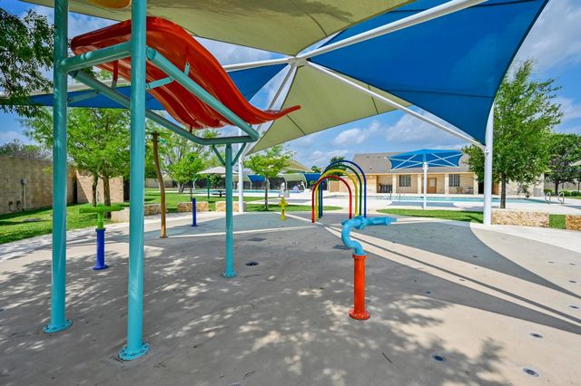 317 Bedford Falls LN, Jarrell, TX 76537
