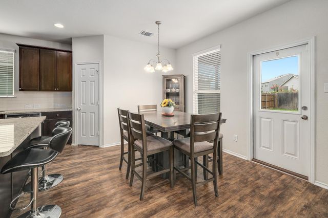 317 Bedford Falls LN, Jarrell, TX 76537
