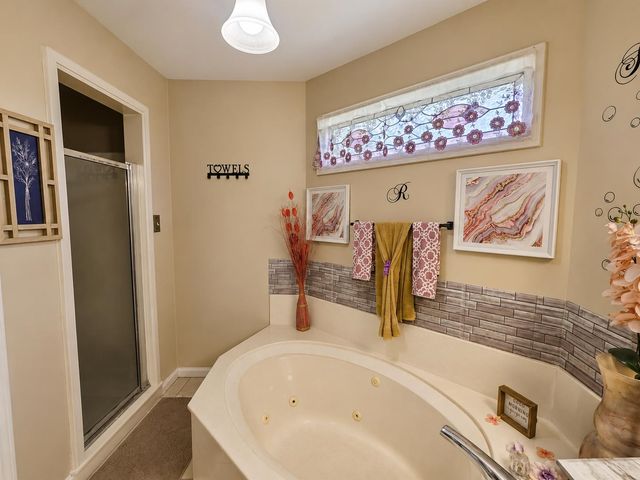 6652 BOYLSTON DR, Memphis, TN 38141