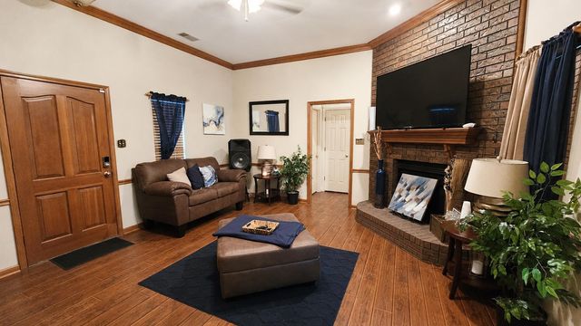 6652 BOYLSTON DR, Memphis, TN 38141