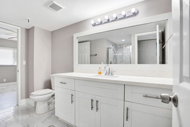 2200 S CYPRESS BEND Drive 707, Pompano Beach, FL 33069