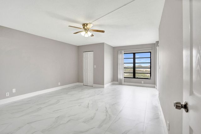 2200 S CYPRESS BEND Drive 707, Pompano Beach, FL 33069
