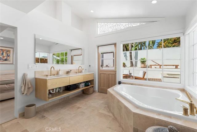 2043 Panamint Drive, Glassell Park, CA 90065