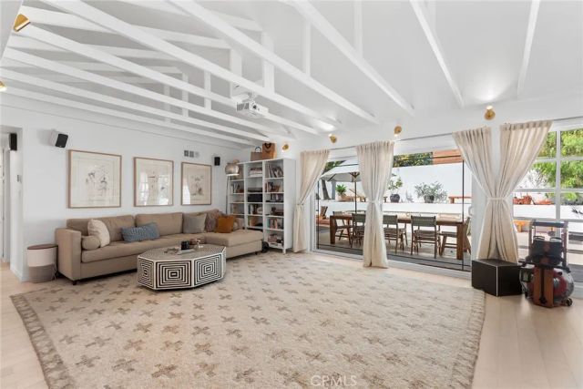 2043 Panamint Drive, Glassell Park, CA 90065