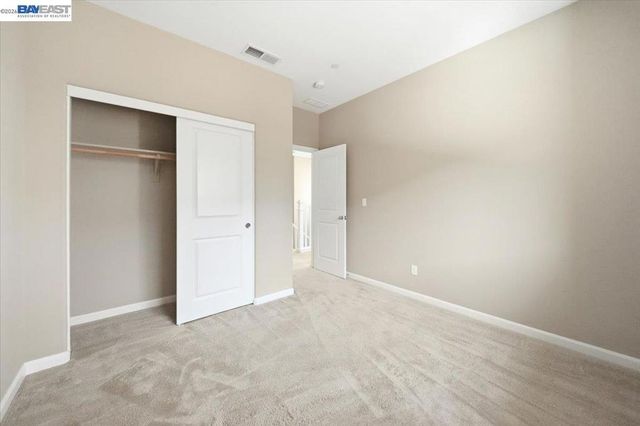 1172 Sagardia Way, Gilroy, CA 95020