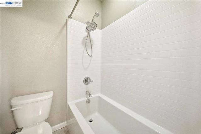 1172 Sagardia Way, Gilroy, CA 95020