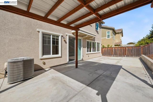 1172 Sagardia Way, Gilroy, CA 95020