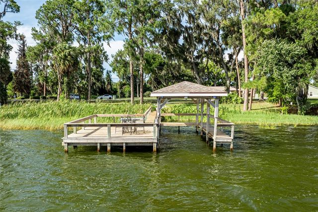 32834 LAKESHORE DRIVE, Tavares, FL 32778