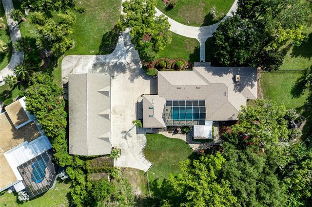 32834 LAKESHORE DRIVE, Tavares, FL 32778