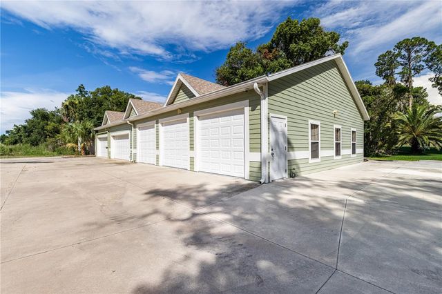 32834 LAKESHORE DRIVE, Tavares, FL 32778