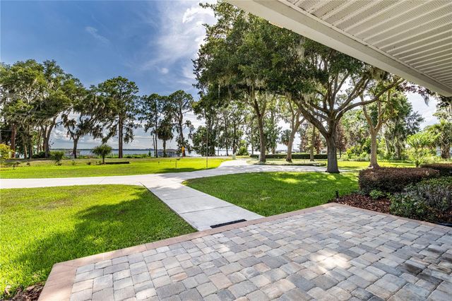 32834 LAKESHORE DRIVE, Tavares, FL 32778