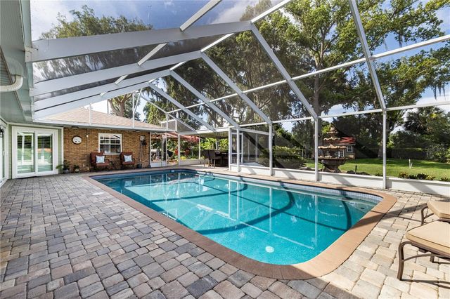 32834 LAKESHORE DRIVE, Tavares, FL 32778