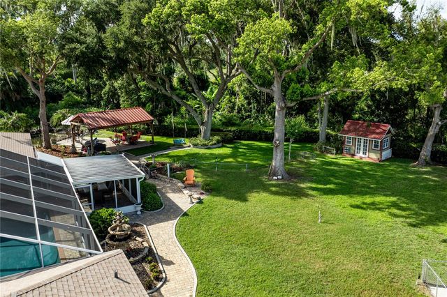 32834 LAKESHORE DRIVE, Tavares, FL 32778