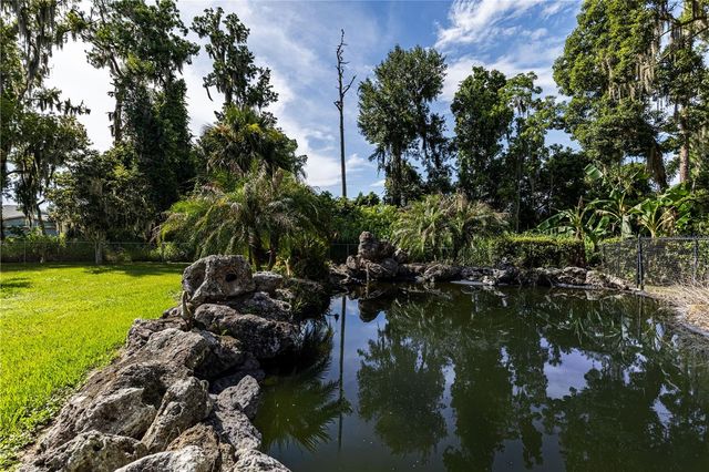32834 LAKESHORE DRIVE, Tavares, FL 32778