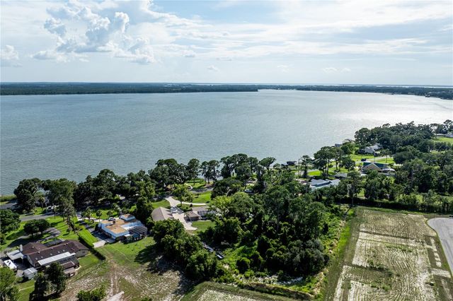 32834 LAKESHORE DRIVE, Tavares, FL 32778