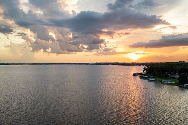 32834 LAKESHORE DRIVE, Tavares, FL 32778