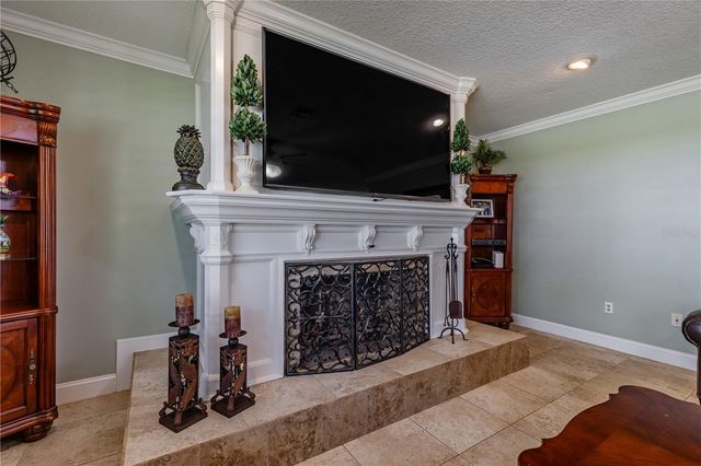 32834 LAKESHORE DRIVE, Tavares, FL 32778