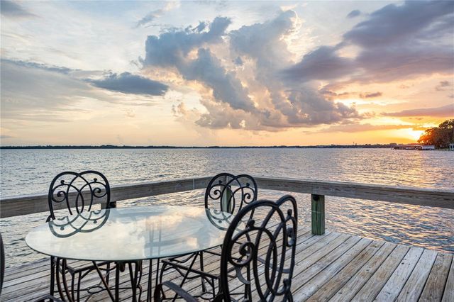 32834 LAKESHORE DRIVE, Tavares, FL 32778