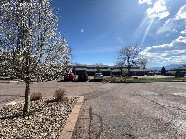 4723 Barnes Road, Colorado Springs, CO 80917