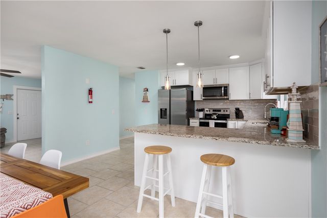 1203 Linmoor Circle NE, Palm Bay, FL 32907