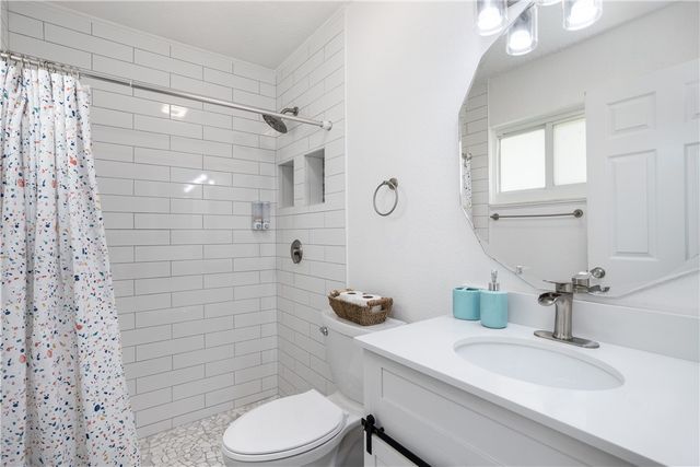 1203 Linmoor Circle NE, Palm Bay, FL 32907