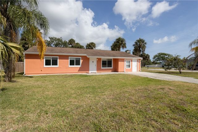 1203 Linmoor Circle NE, Palm Bay, FL 32907