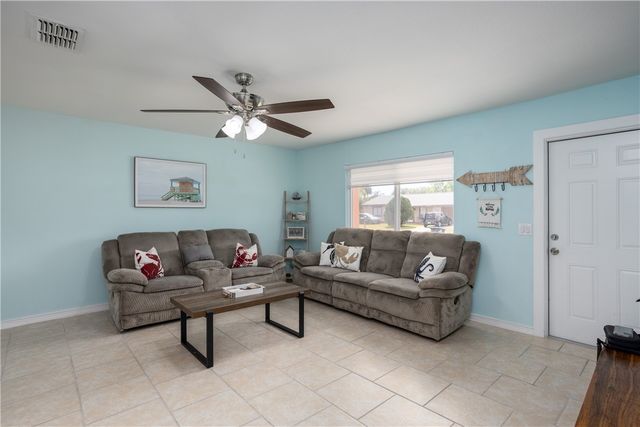 1203 Linmoor Circle NE, Palm Bay, FL 32907