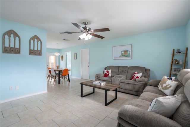 1203 Linmoor Circle NE, Palm Bay, FL 32907