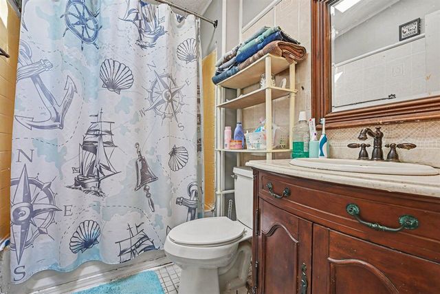 4729 118th Avenue, Fennville, MI 49408