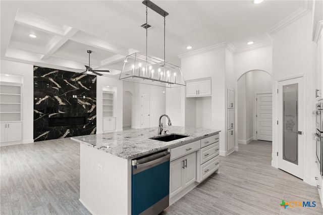 112 Vista De Luna Lane, Belton, TX 76513