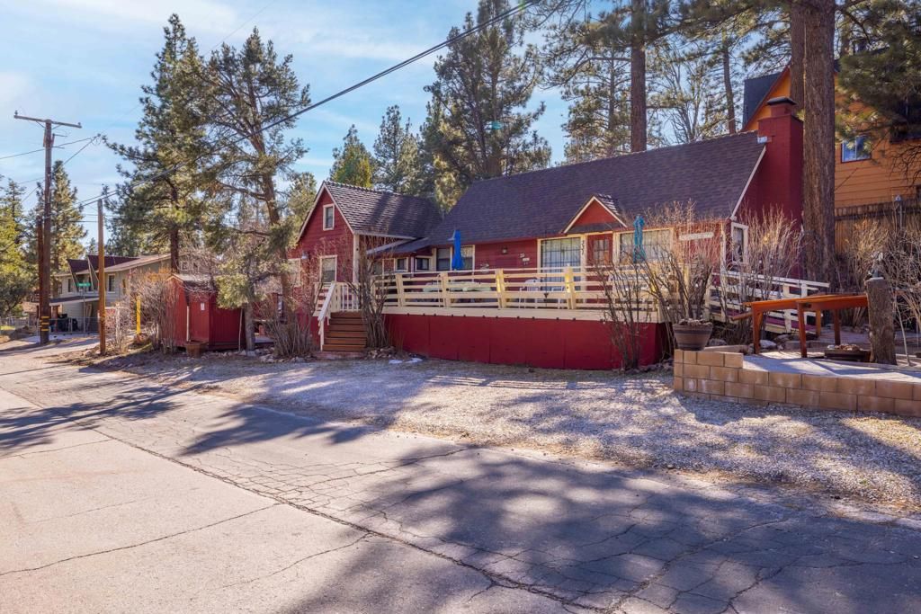 331 Mullins Drive, Big Bear, CA 92314
