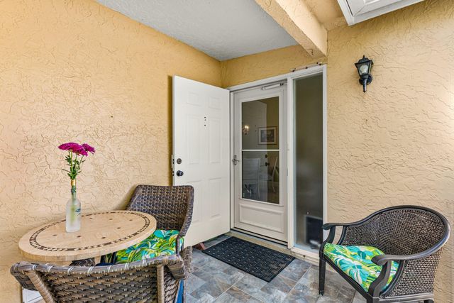 501 WATERSIDE Drive, Hypoluxo, FL 33462