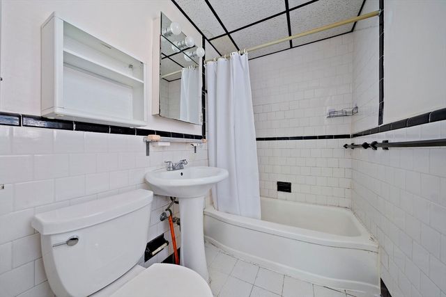 5 Dexter St 4, Malden, MA 02148