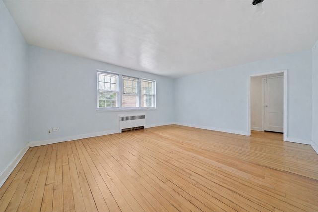 5 Dexter St 4, Malden, MA 02148