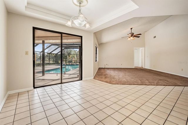 3911 LITHIA RIDGE BOULEVARD, Valrico, FL 33596