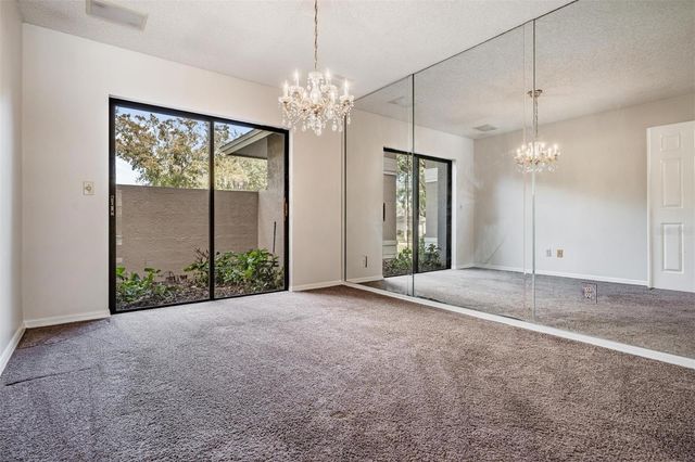 3911 LITHIA RIDGE BOULEVARD, Valrico, FL 33596