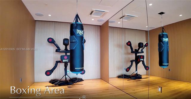 300 Biscayne Boulevard Way 3503C, Miami, FL 33131