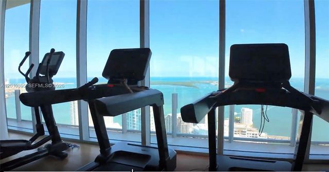 300 Biscayne Boulevard Way 3503C, Miami, FL 33131