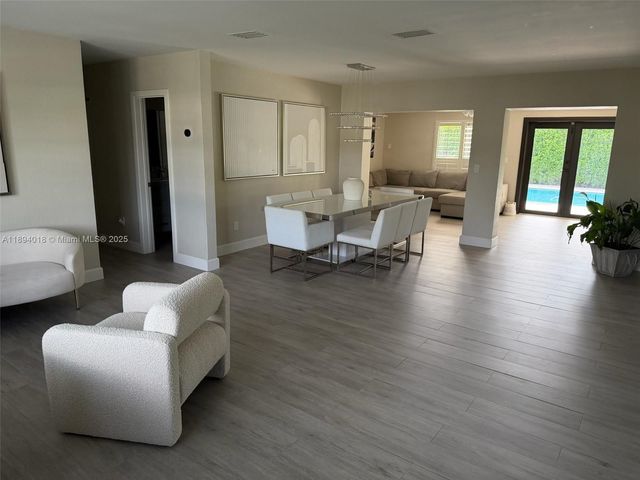 5222 SW 128th Pl, Miami, FL 33175