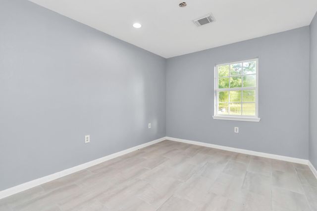 2826 W Fm 1462, Rosharon, TX 77583