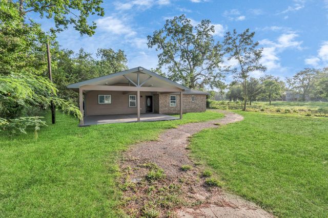 2826 W Fm 1462, Rosharon, TX 77583