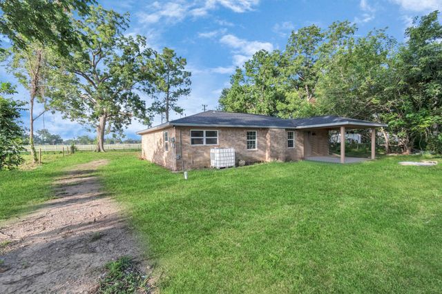 2826 W Fm 1462, Rosharon, TX 77583