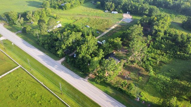 2826 W Fm 1462, Rosharon, TX 77583