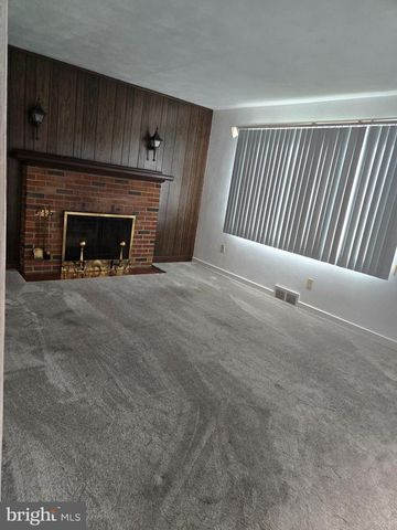 220 EDGEWOOD RD, York, PA 17402