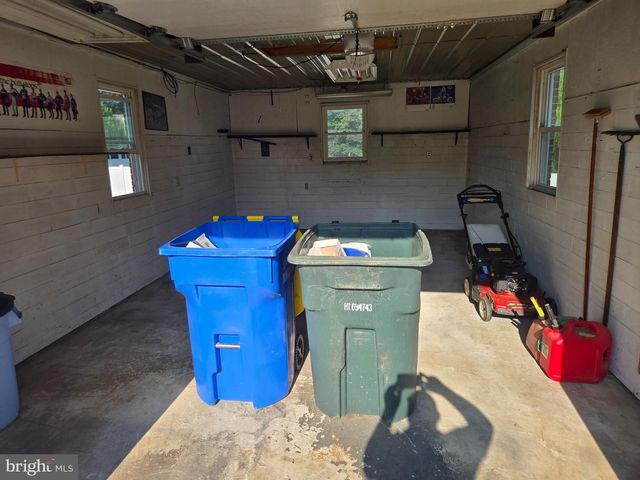 220 EDGEWOOD RD, York, PA 17402