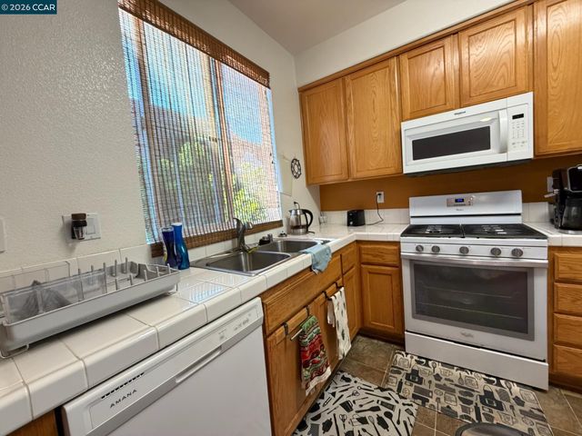 487 Metro Walk Way, Richmond, CA 94801