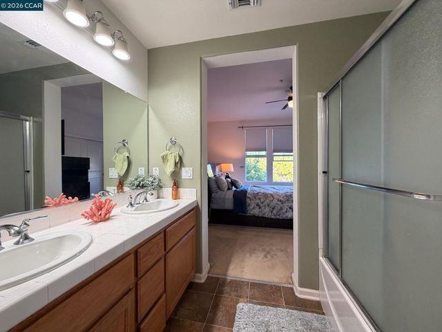 487 Metro Walk Way, Richmond, CA 94801