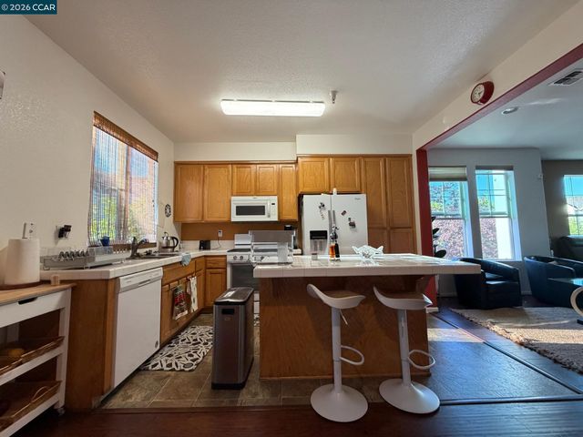 487 Metro Walk Way, Richmond, CA 94801