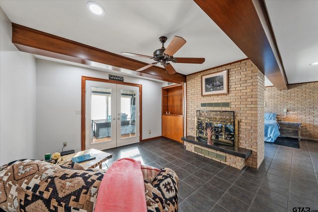 13610 CR 283 N, Whitehouse, TX 75791